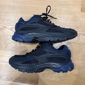 Reebok Premier Road Modern Black and Blue Chunky Shoes Size 9